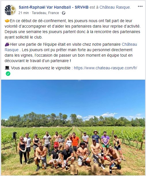 AJPHandball's tweet photo. 🙃 Des joueurs engagés auprès des partenaires du club ! Bravo messieurs pour cette initiative 👏👏👏 via @SRVHB https://t.co/65nxr8KauG