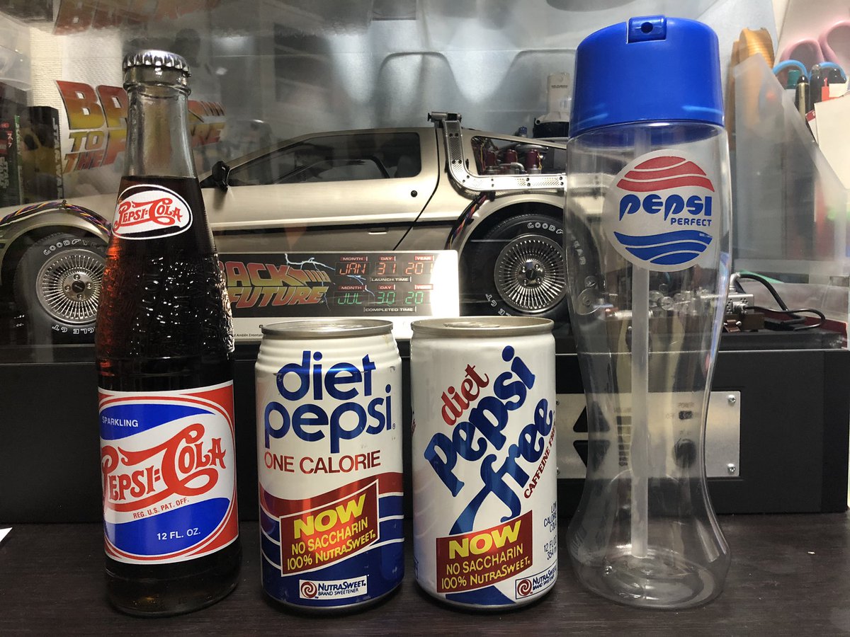 つばこれ En Twitter 1955年 1985年 15年のペプシとマーティの時計2種類 1955年のペプシは復刻版の未開封 Bttf選手権 Tlをbttfでいっぱいにしよう バックトゥザフューチャー つばこれ En Twitter 1955年 1985年 15年のペプシとマーティの時計2種類 1955年のペプシは復刻版の未開封 Bttf選手権 Tlをbttfでいっぱいにしよう バックトゥザフューチャー