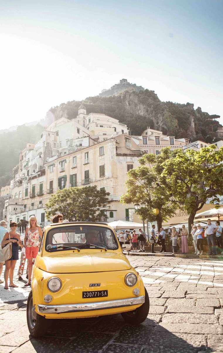 Spend a night in Amalfi this evening without leaving home. Our Thursday special in Bray is crispy Calamari followed by Amalfi Pollo al limone plus veg. £20pp for two courses. Order before 4pm today for delivery / collection this evening. 01628 788500 or 788502