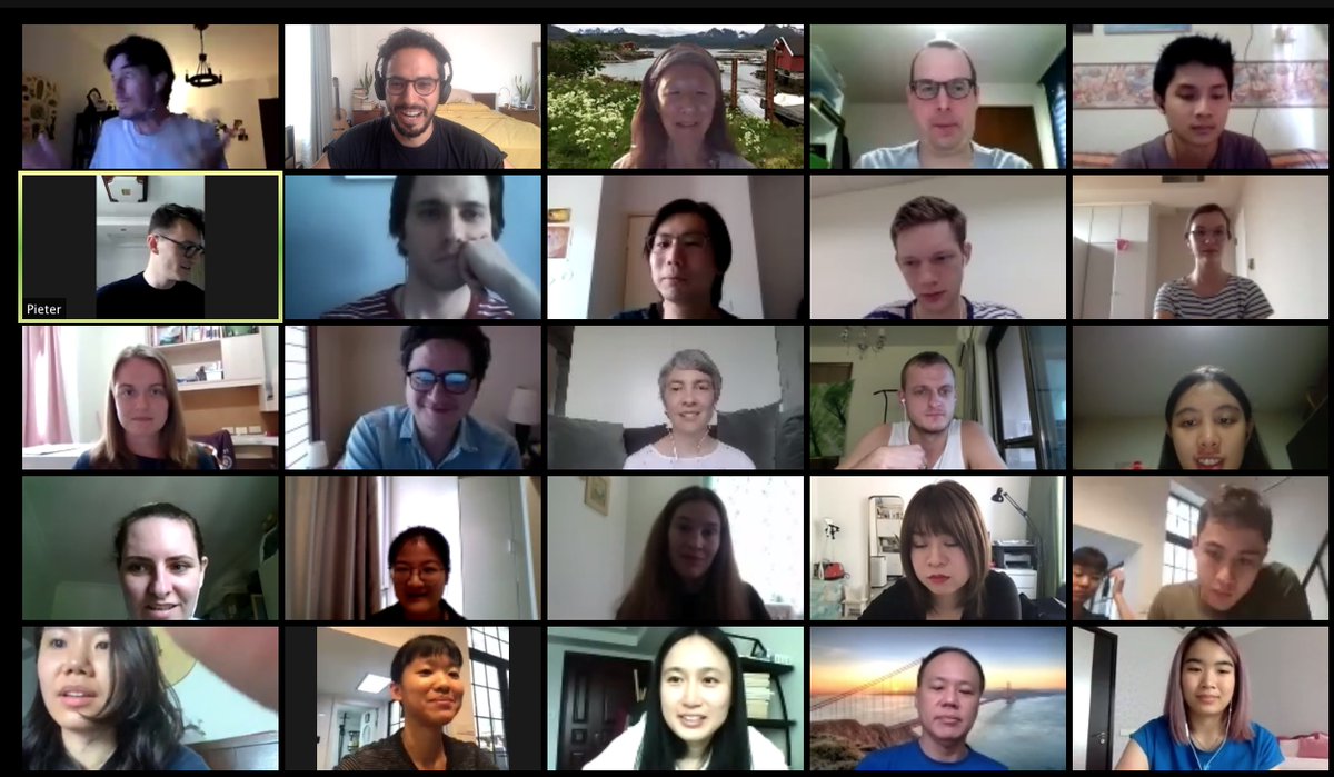 Had oodles of fun dusting down dormant brain cells with <a href="/PaperRepublic/">Paper Republic</a> and 
<a href="/WritingChinese/">The Leeds Centre for New Chinese Writing</a> in their excellent (massive!) Zoom literary translation event – tackling one Chinese writer’s account of how lockdown in Hubei brought his family closer together: paper-republic.org/pubs/read/grow…