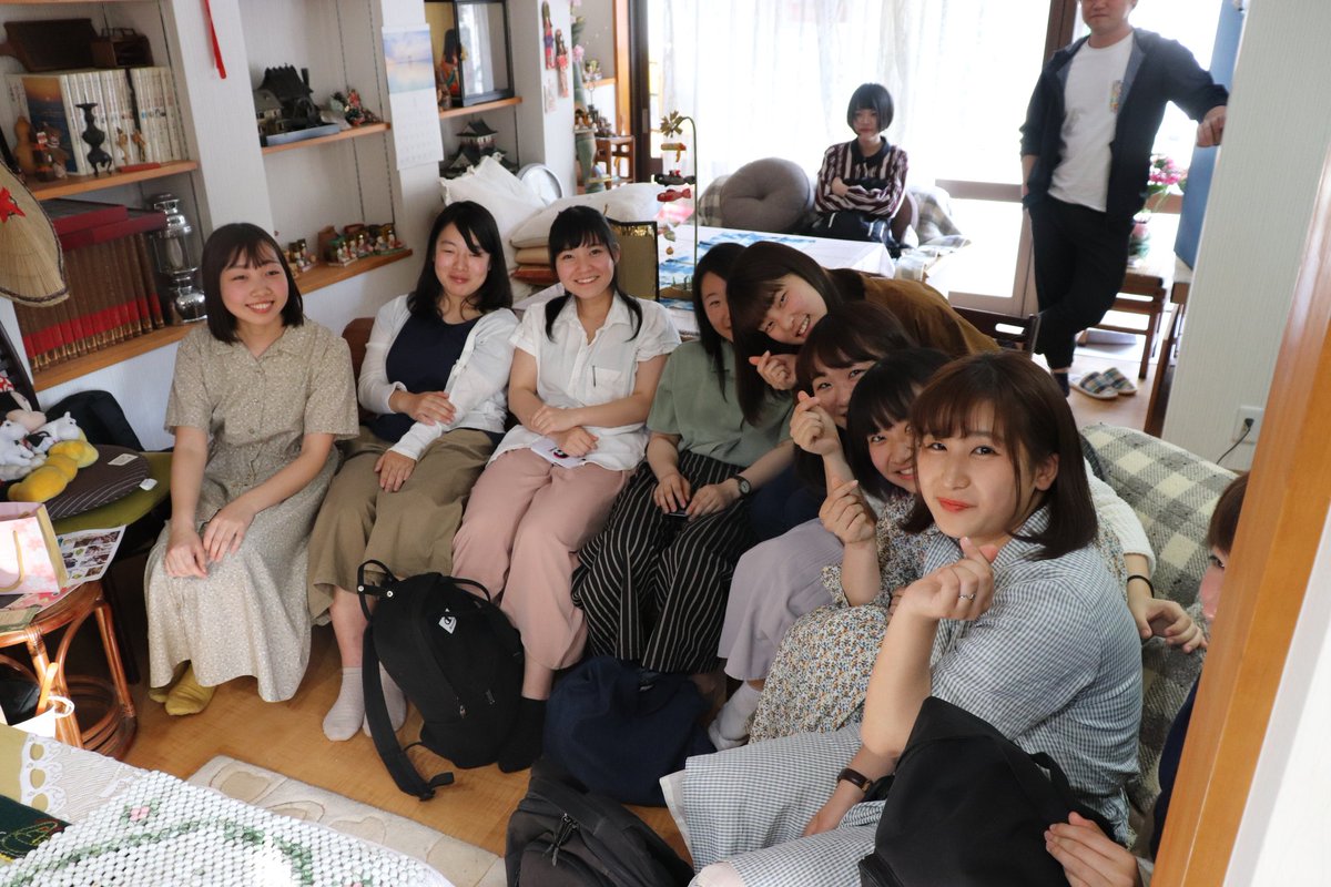 kokodokko's tweet photo. DOKKO定期ミーティングを行いました!
今日は新たな1年生が参加してくれてハッピーだったのですが、写真の撮り忘れに気づいて少しブルーです😢
昨年の同時期のミーティングの写真を掘り起こしてみました👌
#DOKKO #DOKKOtweet https://t.co/DWRdj55nO7