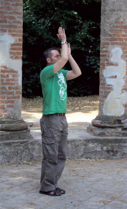 TheStudySociety's tweet image. FREE Online Chi Kung Class 

From 17.30 to 18.30 this and every Thursday evening.

Hosted by experienced Chi Kung instructor Daniel Brierley

For more information and to register please visit:
studysociety.org/chikung-online

#TSS #StudySociety #ChiKung  #Qi Gong #Wellness #Mindfulness