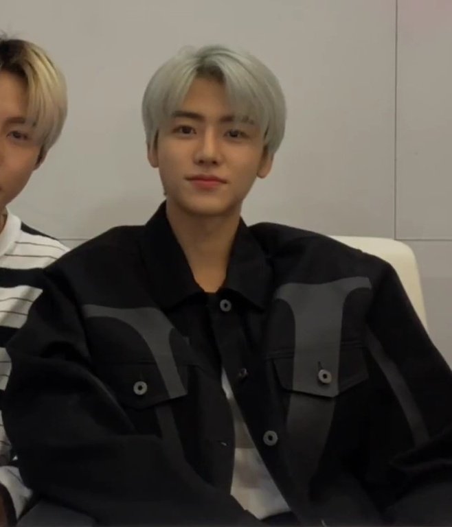 𝙮𝙤𝙪𝙧 𝙛𝙖𝙩𝙝𝙚𝙧 tweet media