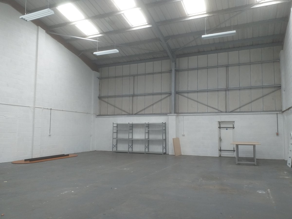 kurtsurveyor's tweet photo. UNDER OFFER
Unit 2 #SpringMill #Nailsworth 2000sft light industrial unit.
Under offer within 2 weeks of going to market.
Call to see how we can help you 01452 380064 https://t.co/BLdqdPpliq