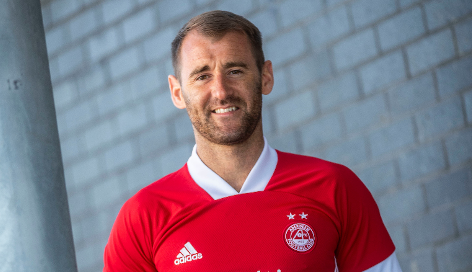 Record_Sport's tweet image. Aberdeen unveil new kits as home shirt draws inspiration from iconic design

bit.ly/3e9DEXt