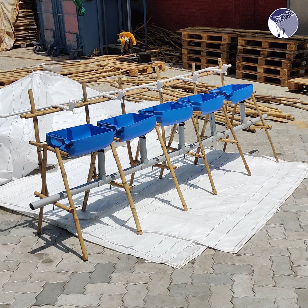 chhatfoundation's tweet photo. We looked around and realised that we can upcycle everything to make the world a better place. This is our upcycled PVC-Bamboo Basin with easy assembly. 

 @DIPPGOI @makeinindia @PMOIndia @vijayrupanibjp @drharshvardhan @down2earthindia @narendramodi @anandmahindra https://t.co/eKcDXeUtKX