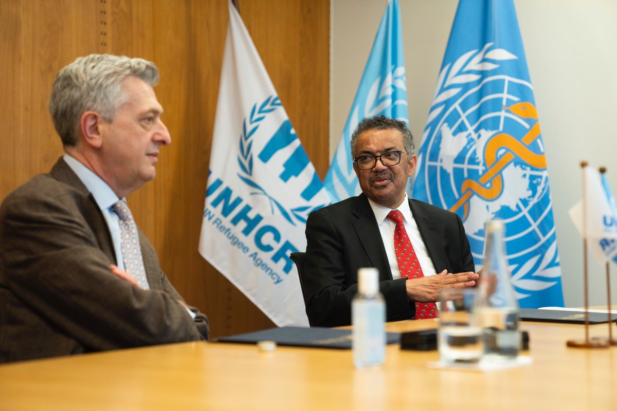 WHO's tweet photo. To keep some 70 million refugees, displaced &amp; stateless people worldwide safe from #COVID19 &amp; other health challenges, WHO &amp; @Refugees join forces to strengthen &amp; advance public health services for forcibly displaced people. https://t.co/vux58nrrSE https://t.co/8zVkXEF77w
