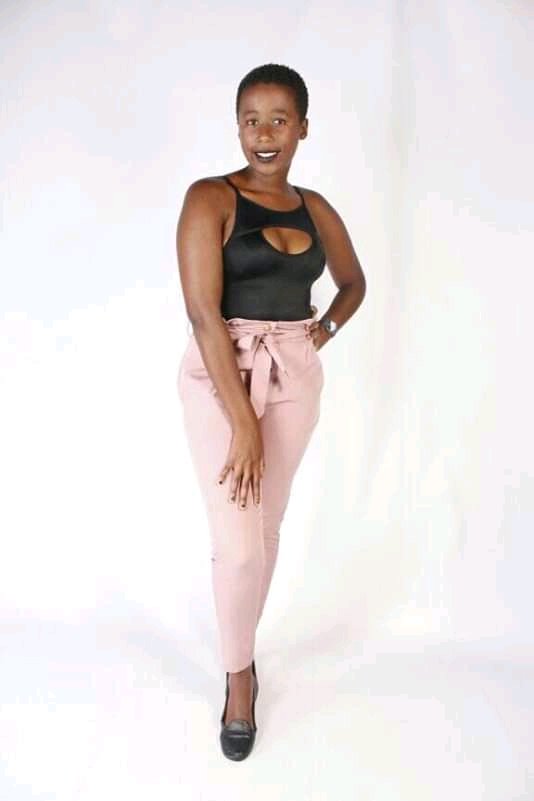 TSkhangane's tweet photo. @NomaYini12to3 
@DjLeSoulSa 
@FlymotionSA 
@HeazySA 
@gagasifm 

Bafethu ngicela ningdlulisele lomyalezo kwi Young Comedian Lady yaseNdwedwe uBhabha Hadebe... Usuku lwakhe lokzalwa namhlanje ngithi akhule ahloniphe umhlaba! https://t.co/0vrAGxxOpK