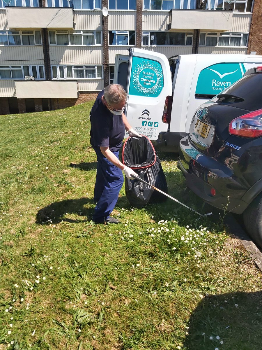 ⚠️Following government advice, our Estate Cleaning Team re-introduced mopping in communal areas on 20th May. We will be working hard to bring cleaning standards back to what they were before lockdown. If you have any issues please call 0300 123 3399 or email raven@ravenht.org.uk