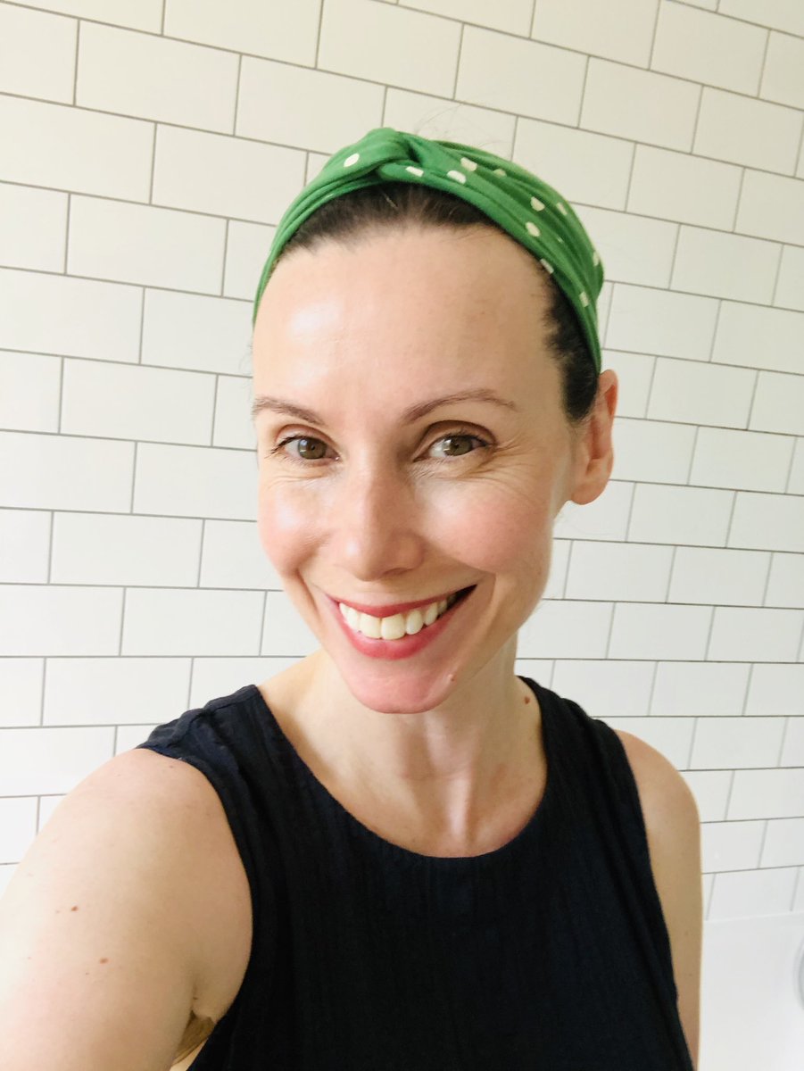 Victoria Freeman [Profiles] • Instagram, Twitter, TikTok Foller