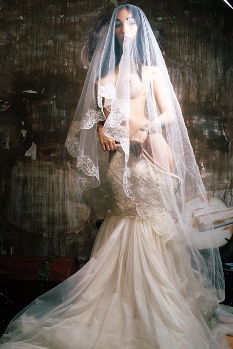 Porn BRIDE 🔥 https://t.co/2NkR8V52TH