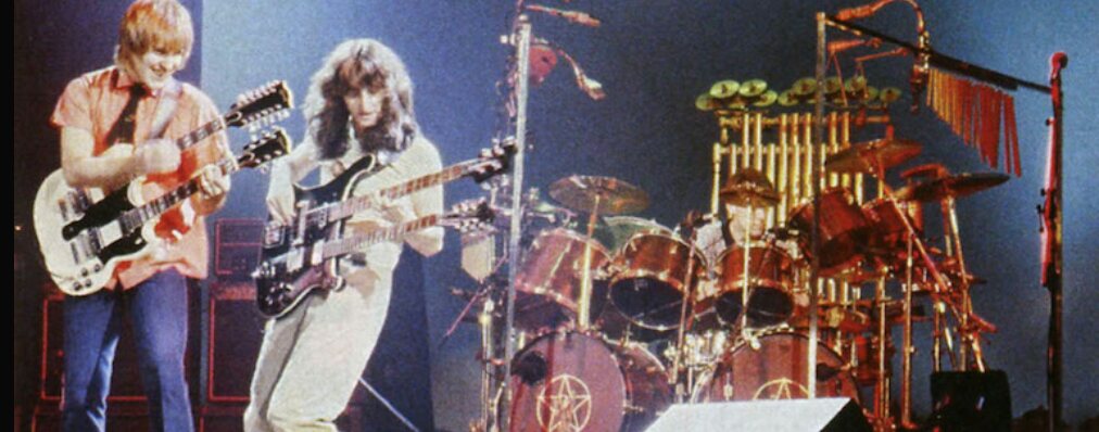 RushFanCast's tweet photo. A guitar, bass and drum solo all at once? @rushtheband pulls it off masterfully on 1980's Permanent Waves! We choose a path that's clear, and discuss "Freewill" on this week's @RushFanCast!  Join us, #RushFamily! #Freewill #LotusLand #CelestialVoice #HolyHorrors #VenomousFate https://t.co/qYoJKV3f1U