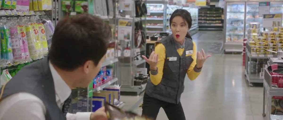 Didn't expect the physical comedy to work for me but I laughed a lot because of  #HwangJungEum's antics #MysticPopUpBar