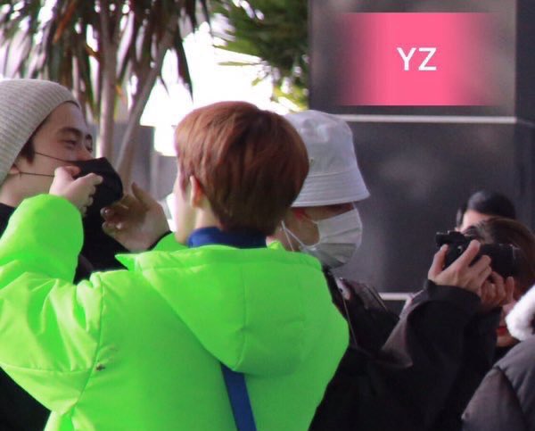 ดื้อมั้ยพี่ว่า ดื้อมากมั้ยให้ทาย