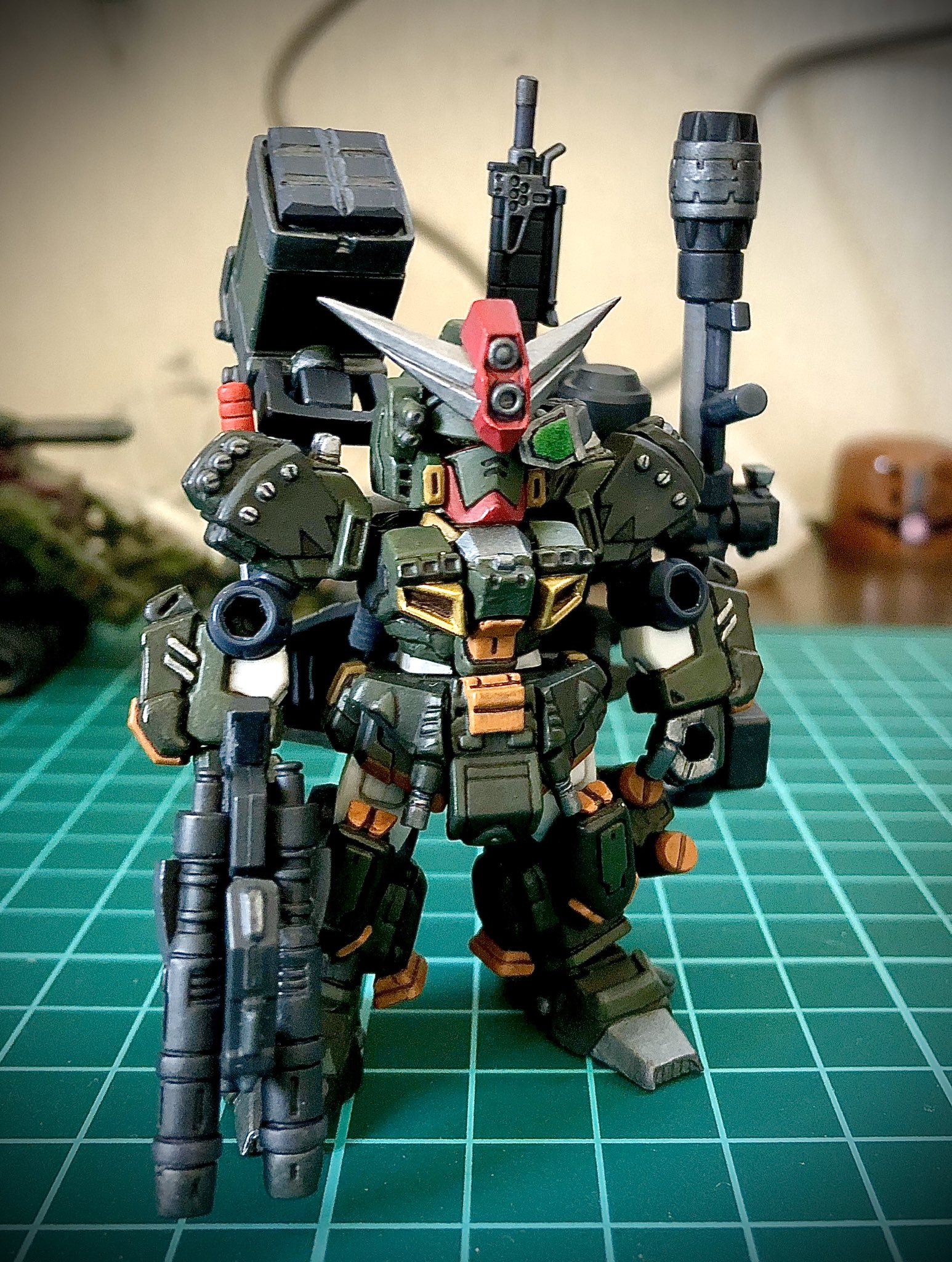 Brown в X: „・ガシャポン戦士fのコマンドガンダム ・ガンダム 