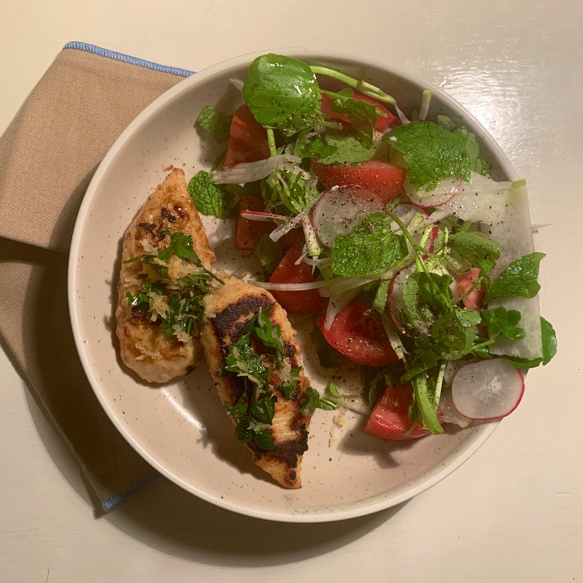 this is kohlrabi, mint n radish salad w ‘chicken’ tenders and a kind of ?? bastard chermouleh? idk honestly just using up herbs tonight laid ease