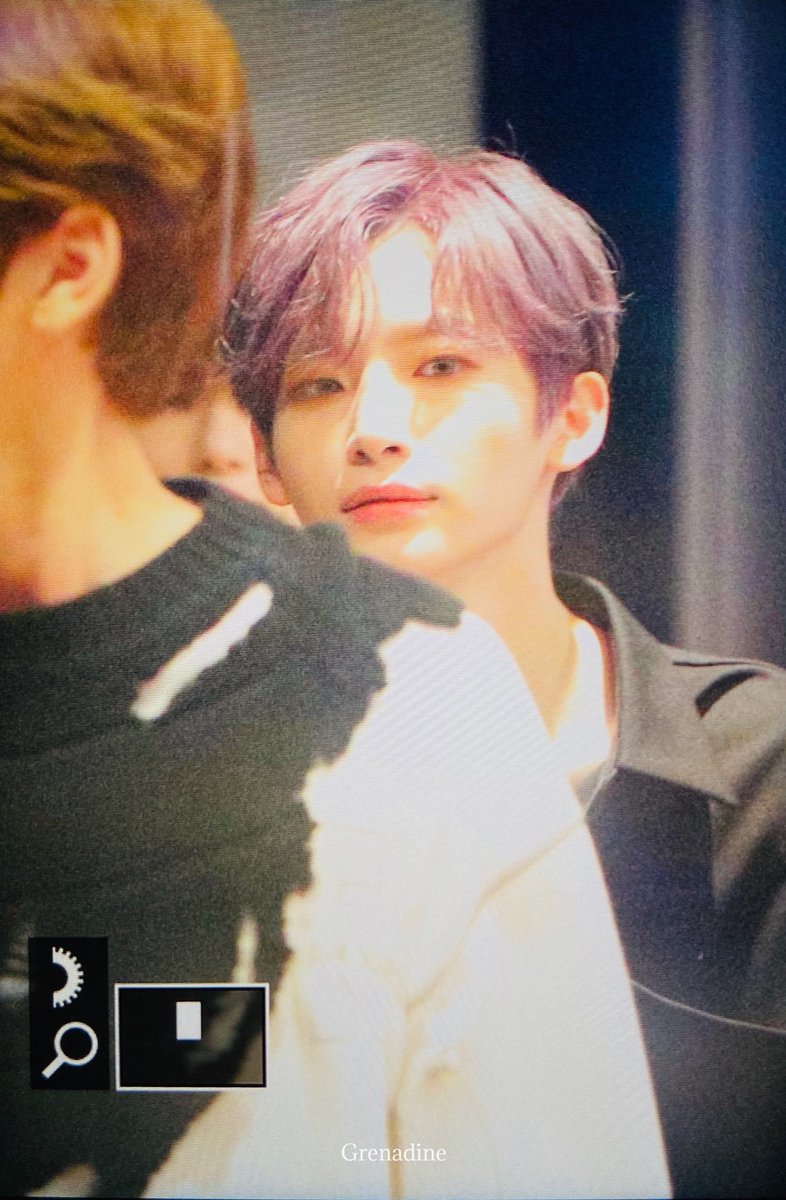 grenadine_jm's tweet photo. 200521
오늘 옷 넘 야해 🤭
#크래비티 #CRAVITY #구정모 #정모 https://t.co/7DoOmK9eS6