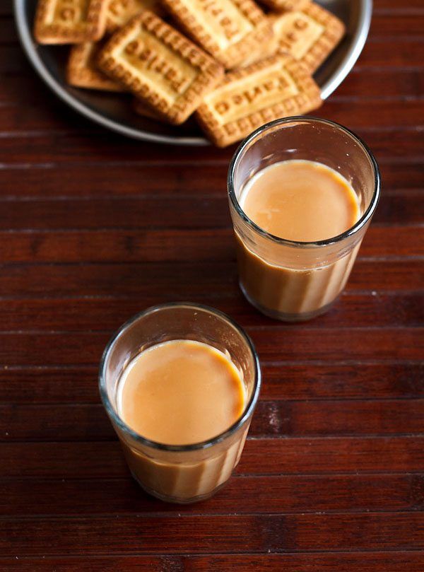 ☕🖤
हमारी तो बस एक ही राय है, 
दुनिया में सबसे बेहतरीन चाय है। 
☕🖤
#InternationalTeaDay 😍