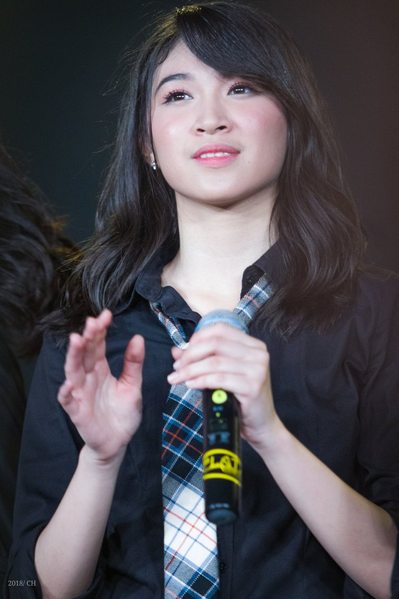 712Irpan's tweet photo. .@N_ShaniJKT48 Cakep bgt. Heran https://t.co/YWiWHkg6aN
