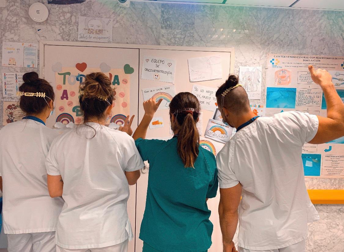 TFThrowdown's tweet photo. ¡Hemos completado la entrega de todo el material sanitario adquirido con la recaudación de la campaña “Tenerife Throwdown Online Challenge”! 🏥❤️ https://t.co/TjQ5waZ5eB