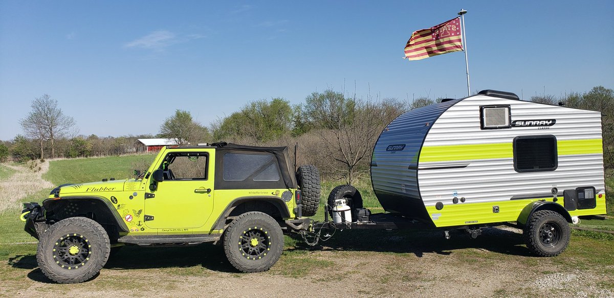 JeepstudMS's tweet photo. Flubber and Flamper are ready for the @KXnOMorningRush RV tour! 🍻🤟 @Sean23Roberts @HeatherRadio @TravisCreates @50Tweets1
#Flamping https://t.co/pS8GKGRaJt