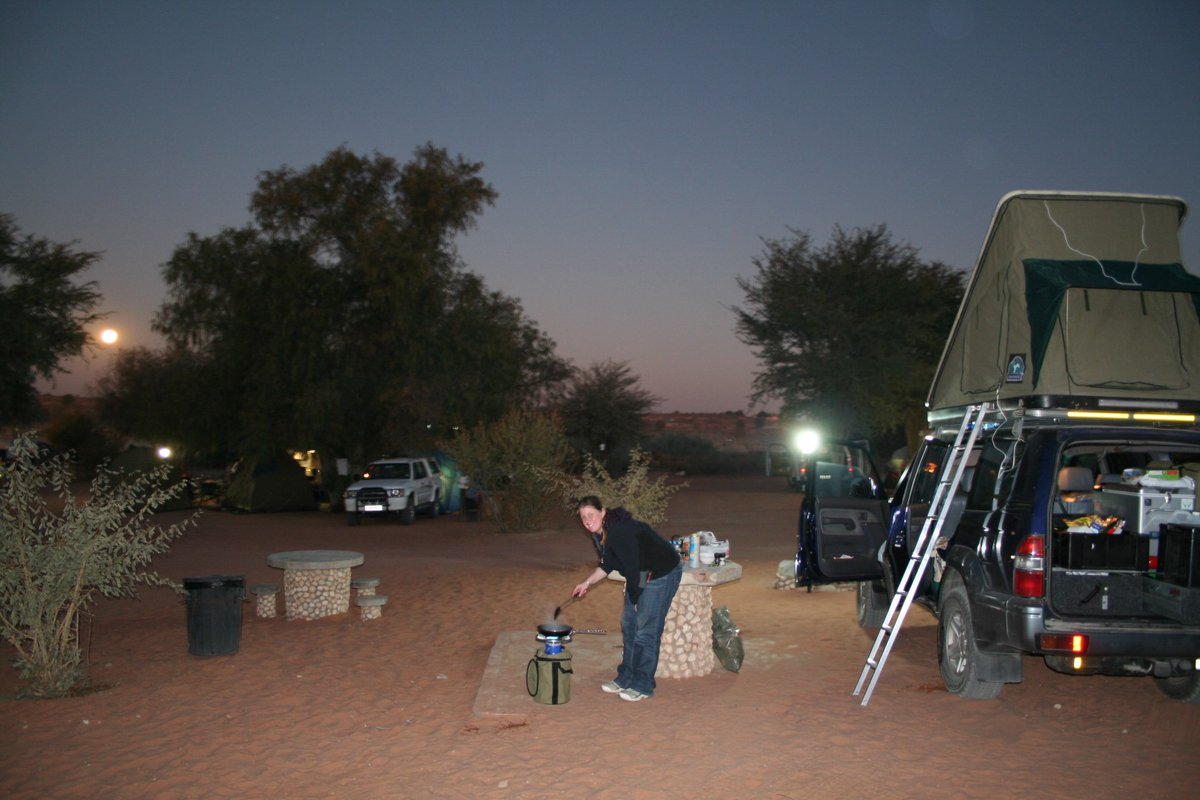 BryanKDM's tweet image. #TravelTomorrow #Kgalagadi2020 @boundless_sa 
@NorthernCapeSA @Tourism_gov_za @SANParksKTP  
@empowermzansi   #Sunset #camping #Toyota
#Kgalagadi #NorthenCape #AfricaSafari  from our first trip, first campsite and first sighting, #special.
