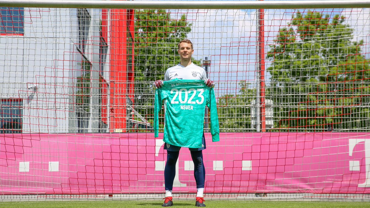 #Neuer2023 😃🙌

#FCBayern #MiaSanMia <a href="/Manuel_Neuer/">Manuel Neuer</a>