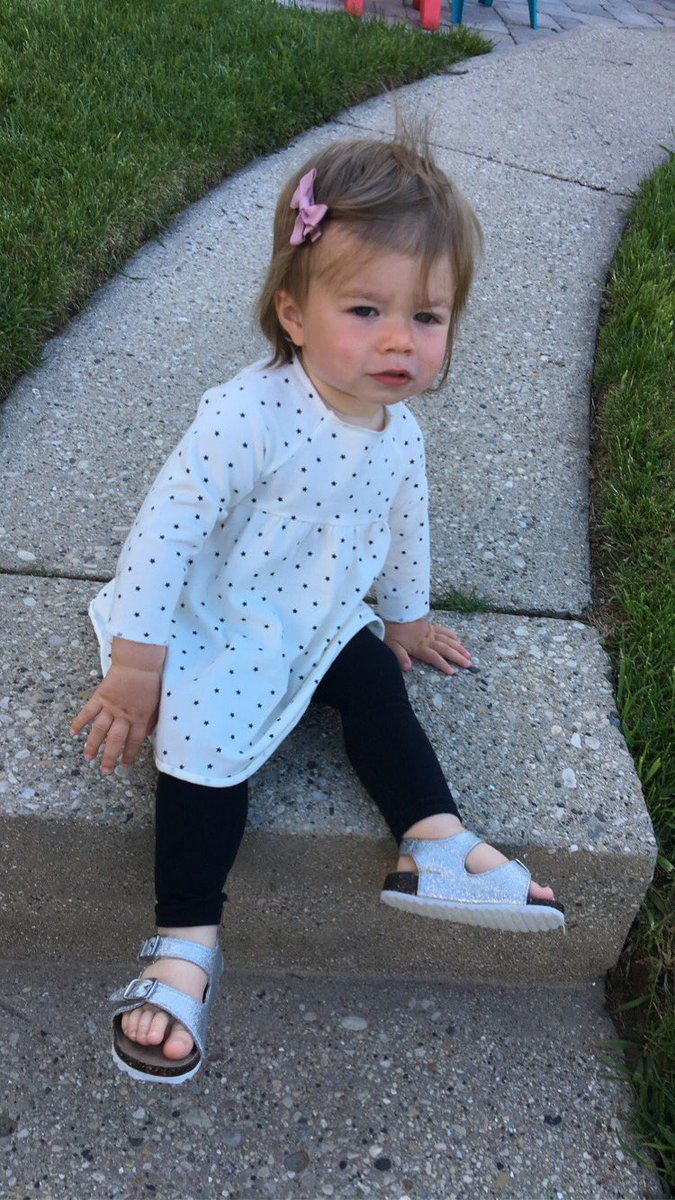MrsSchubs's tweet photo. Big Girl #brbCrying 😭💕 https://t.co/DjYGk7BrLh