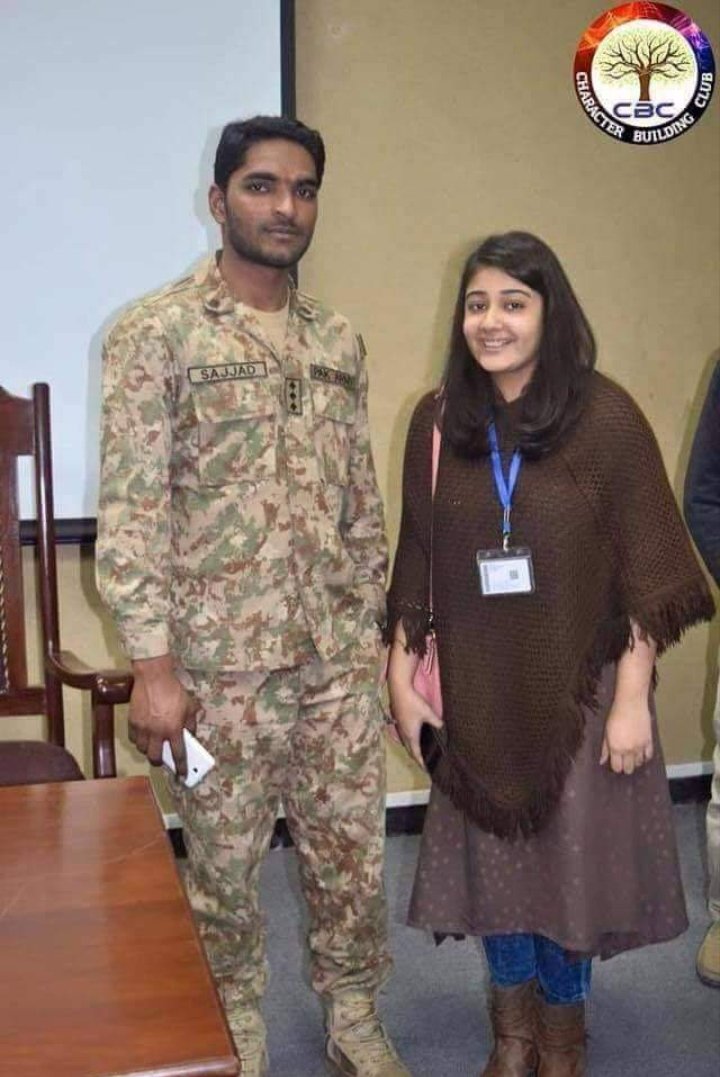 mdaud_'s tweet photo. Our real heroes✌😉
#پاک_فوج_ہماری_شان https://t.co/tnnLN65apy