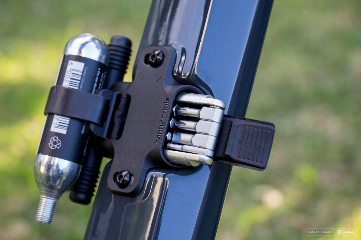 FIRST LOOK: Cannondale's all-new Scalpel boasts reworked suspension, new geometry, and a nifty storage solution. Get all the details 👇
community.bikehub.co.za/features/_/gea… <a href="/CannondaleZA/">Cannondale SA</a>