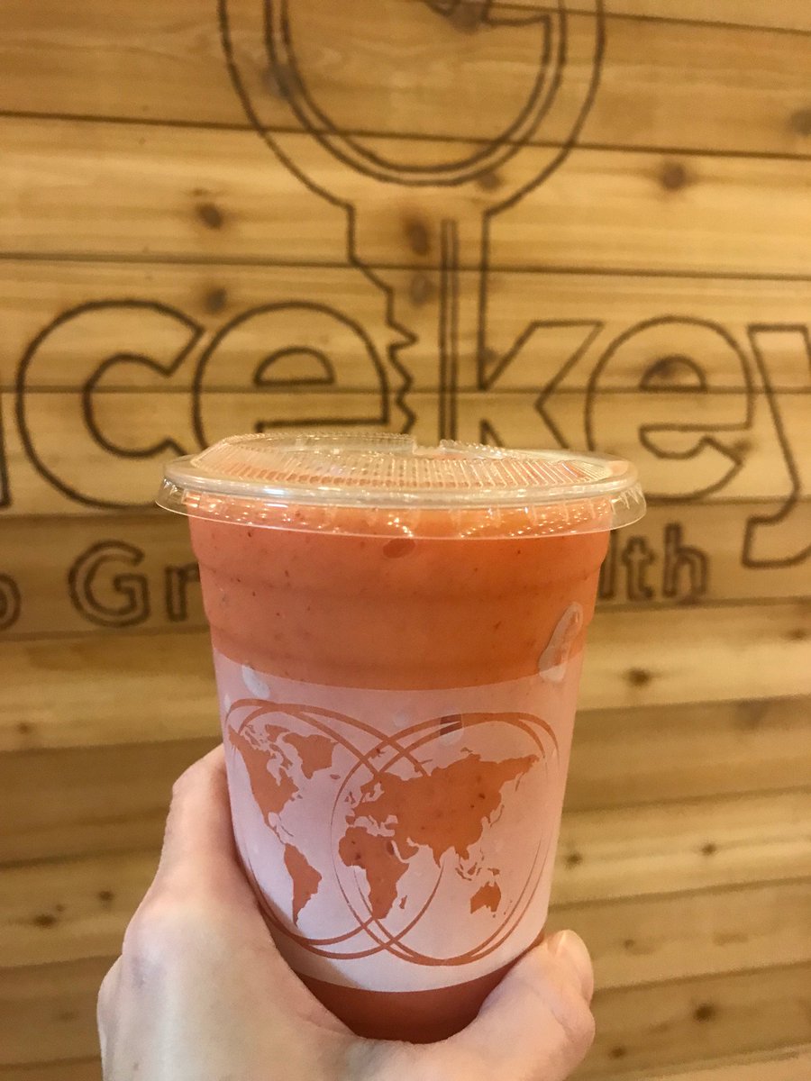 bitesofbullcity's tweet photo. Day 21 of #31DaysofTakeout! When you need a break from the heavier foods on your take-out list, give your body and immune system a boost with organic, unique, and delicious smoothies, power bowls and other heathy food options from @Juice_Keys!🍊🍓🍌🍍🥑https://t.co/gcjapPbFT8 https://t.co/49apXn9xFR