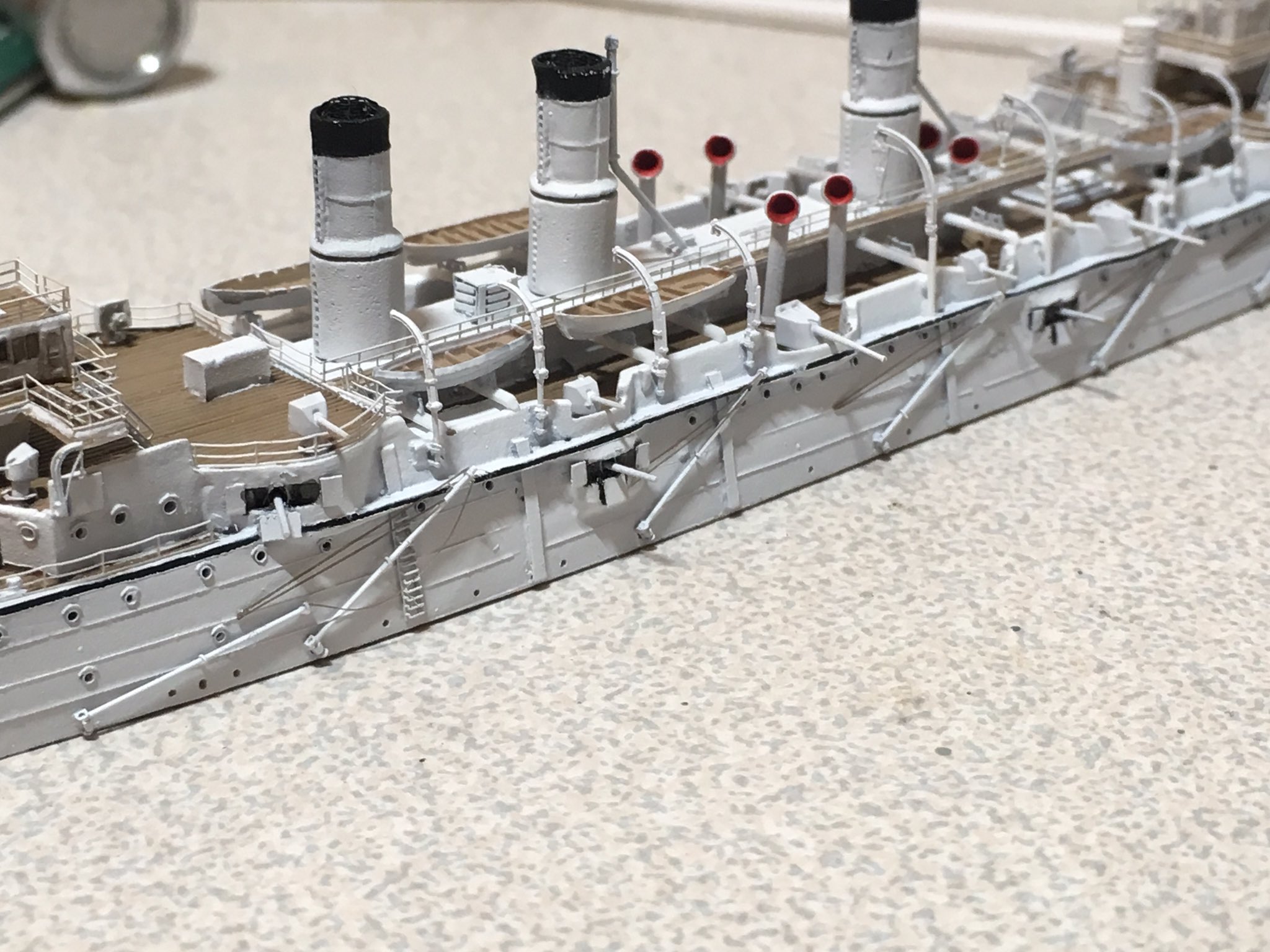 K-5 в X: „巡洋艦吾妻 製作【防雷網展開支柱 索具】 実際の写真 K-5 в X: „巡洋艦吾妻 製作【防雷網展開支柱 索具】 実際の写真