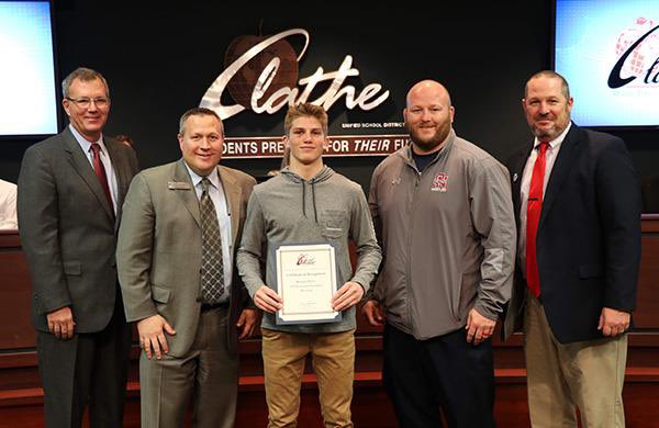 ADPriceON's tweet photo. Congrats to Keegan Slyter!  He has been named the 2020 Scott McIntire Award: ON Male Athlete of the Year. 
 
Keegan is a 3 time State Champ in Wrestling and helped claim a team state title in 2018. He is the all time STATE leader in maches won in a season and career! @ON_Students https://t.co/Nc79kiON9m