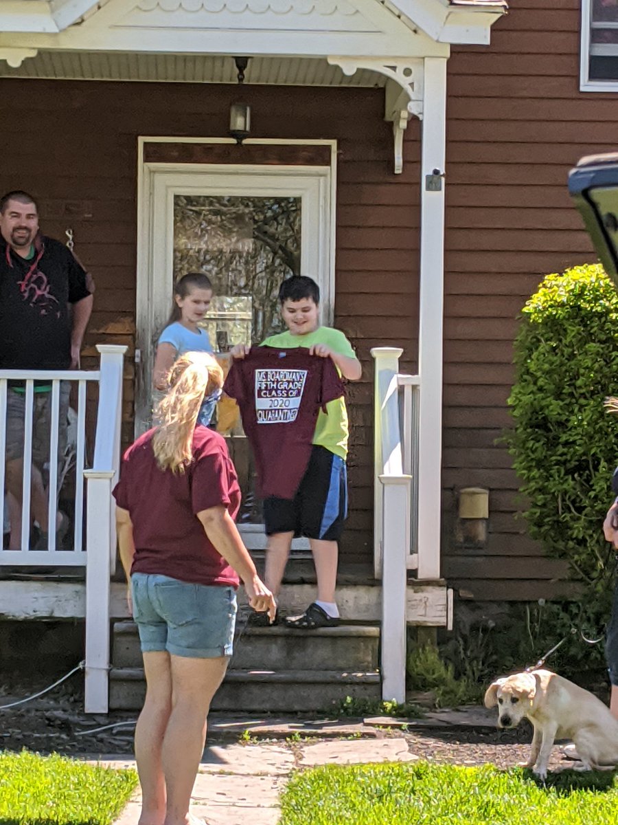 Navyboardman23's tweet photo. Glad to see these kiddos today and deliver their shirts!  Seeing their smiles was all I needed! https://t.co/fqyLyetJsq