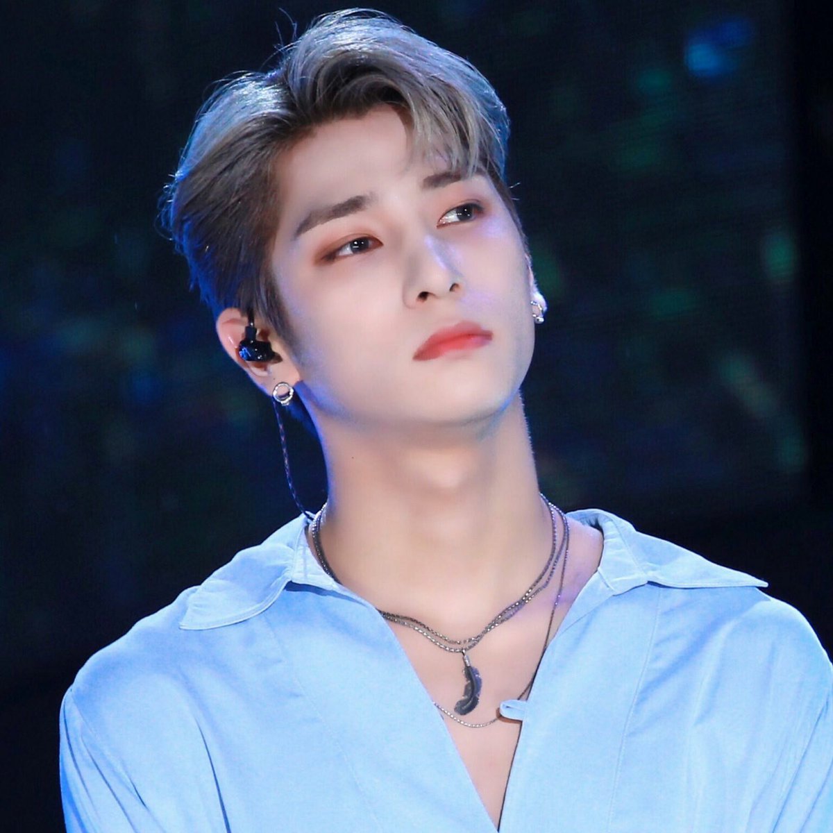 a thread of hangyul but he gets older everytime you scroll :