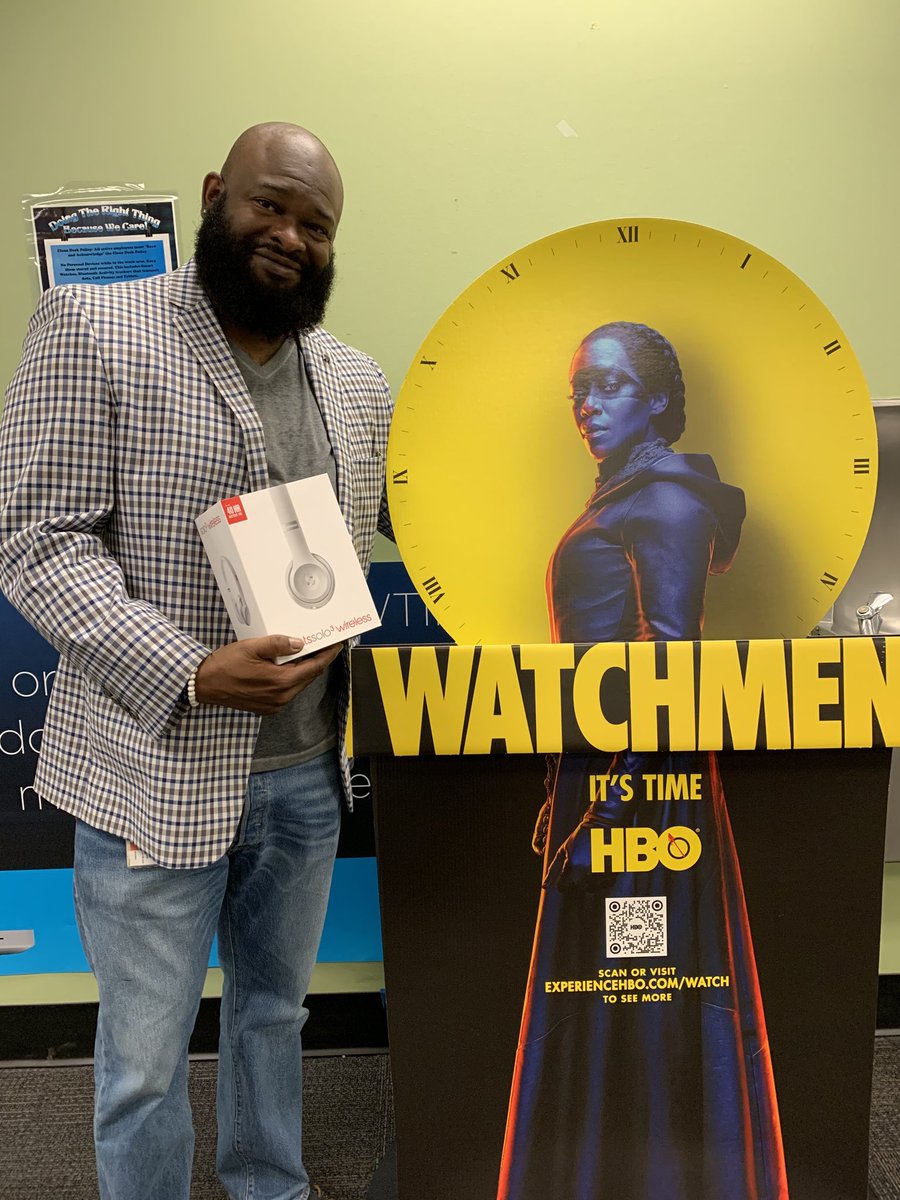 JoMo was the big winner with the highest percentage of Unlimited Elite sales!!!  Great job team Moton!!!!  Boss man got some Beats!!!