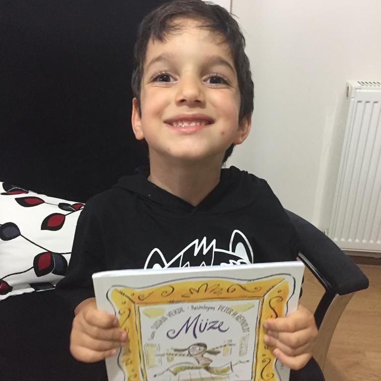 1Eylulanaokulu's tweet photo. Araba müzesine hoşgeldiniz. Müzelere gidemezsek bizde kendi müzemizi yaparız👍😃🇹🇷  #müzelerhaftası #tatildeuzaktaneğitim #hayatevesığar #okulumev @ziyaselcuk   @sinopilmem @YLDZercan1957 https://t.co/zk4KmOfIrZ
