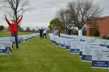 Staff placed a few special signs today.... #commencement2020 will by June 25! <a href="/wackywoodiez/">LHS Student Section</a> <a href="/LakewoodSupe/">Mr. Fleenor</a> <a href="/Lakewood_AD/">Lakewood AD</a> <a href="/S_J_Williams5/">𝕊𝕥𝕖𝕡𝕙𝕖𝕟 𝕎𝕚𝕝𝕝𝕚𝕒𝕞𝕤</a> <a href="/lms_principal99/">LMS Principal</a> @PrincipalLECC