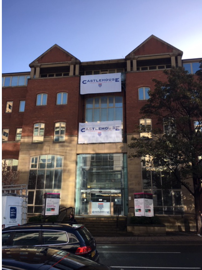 One Embankment is moving forward, final decking &amp; doors going in. <a href="/CastlehouseCon/">Castlehouse Construction</a> team doing a fantastic job ensuring safe distance as well as keep schedule as best as poss during testing times.

<a href="/JLL/">JLL</a> <a href="/THPArchitects/">HarrisPartnership</a> <a href="/RPPNews/">RPP</a> #leeds <a href="/UKConstructionm/">UKConstruction Media</a> <a href="/UKConstruction/">UK Construction</a>