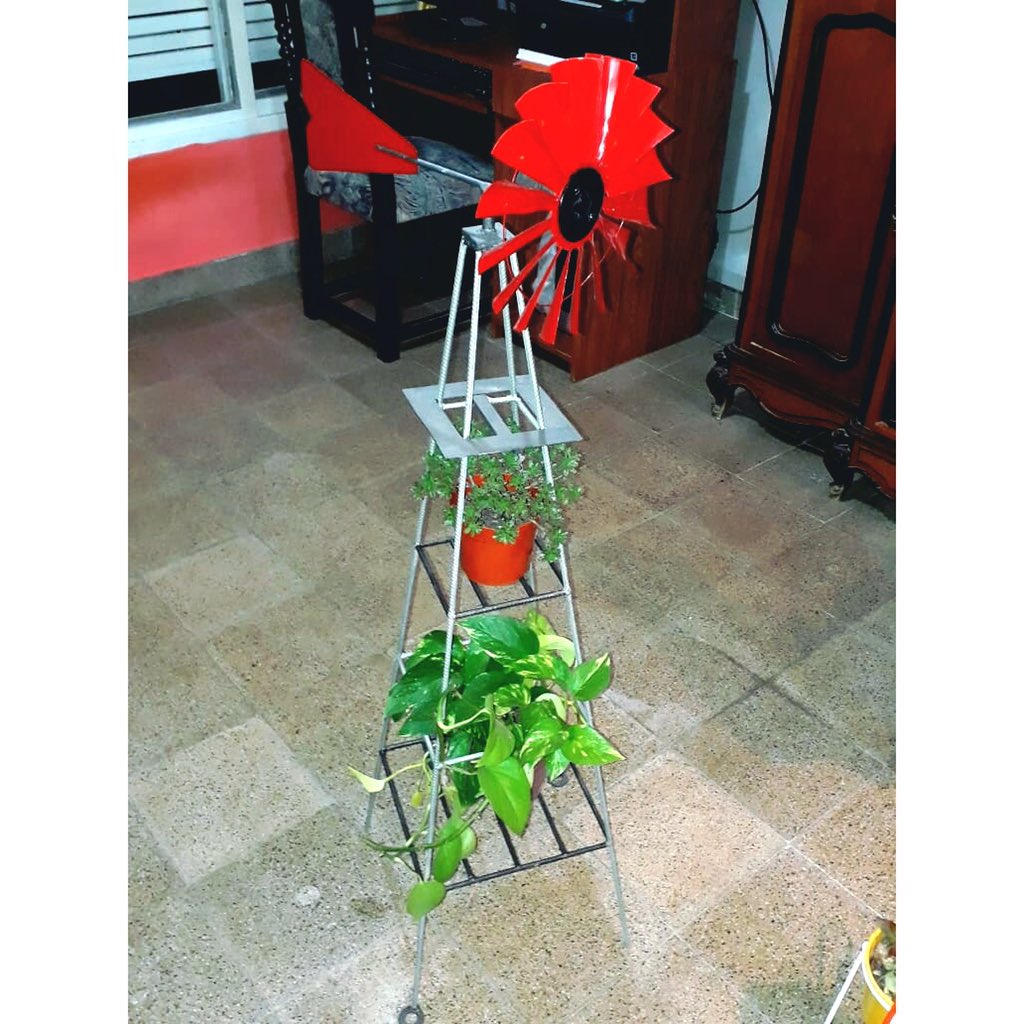 CamiAriosti's tweet photo. Hola bbs♥️ les cuento que mis abuelos están haciendo unos porta macetas hermosos a precios súper accesibles para decorar tu casa o patio, les agradecería la difusión ✨🥰 https://t.co/hGbhDlVXpz