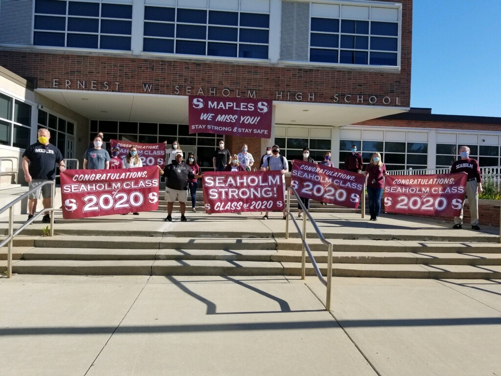 BPS high school principals are making rounds today to celebrate our seniors! Each senior will be visited by the Big Yellow Bus and receive a package on their doorstep just for them! Congratulations Class of 2020!