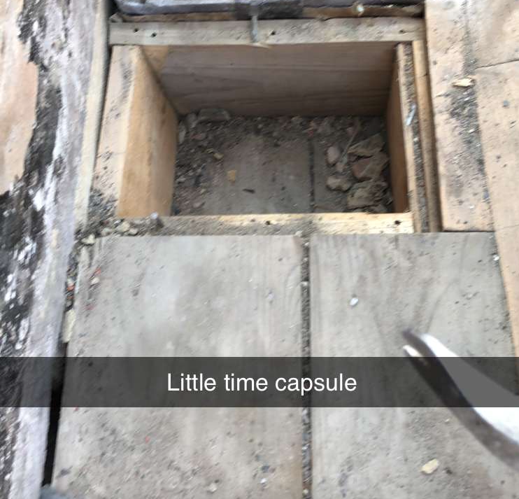 17Nineteen's tweet photo. Having only been back at work a few days, look what Kane found in the roof! A little time capsule neatly tucked away with a newspaper in from June 16th 1989. Anyone have any stories to tell from that date? #Sunderland #heritageapprentice #timecapsule #apprentice #craftskills https://t.co/wkcrgFvs0s