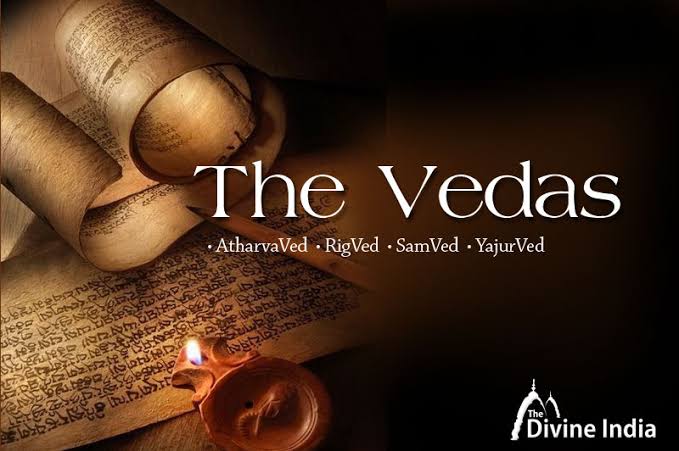  #thread #Fundamentals_Of_VedasThe Vedas had a great influence on ancient Indian society and these Vedas became a crucial part in forming the Sanatan dharma. Though the knowledge of Vedas was always there,  @Sanjay_Dixit  @VandanaJayrajan  @dharmicverangna  @lohewaliladki  @Nidhi283