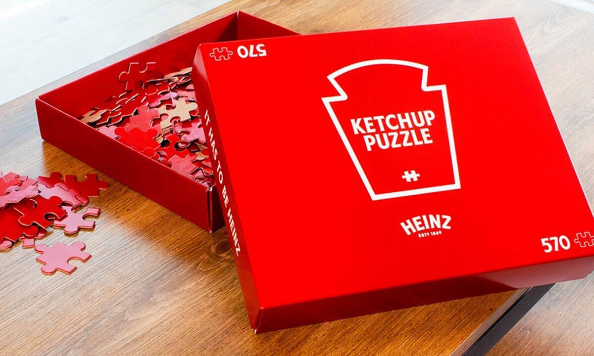 FFwdTrends's tweet photo. @HeinzUK releases the eccentric Red puzzle. Read More:  https://t.co/NhUnhnk0U9 
#Heinz #Redpuzzle https://t.co/RZYIvg79c2
