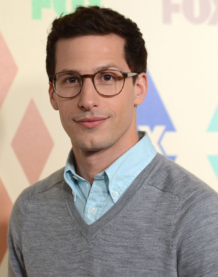 thread of andy samberg smiling but his smile gets bigger as you keep scrolling