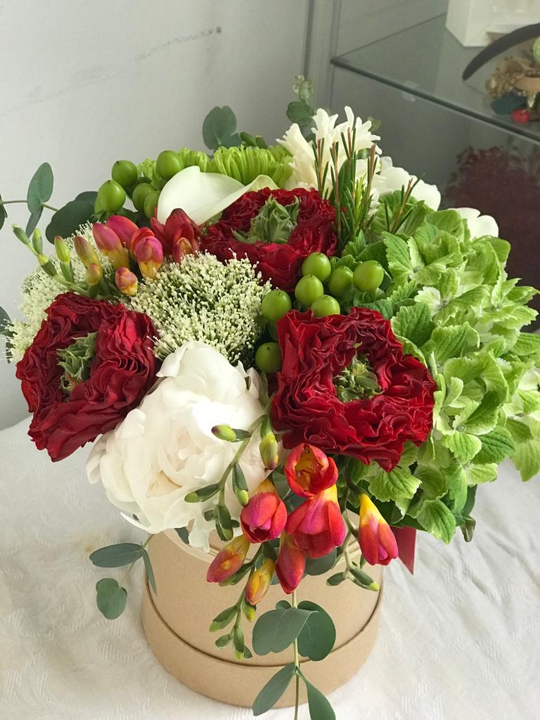 Las #flores naturales llenan de vida tu hogar.