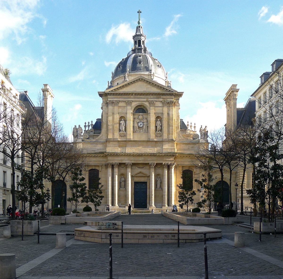 thread : tu as été accepté à la Sorbonne, mais tu entends parler de Paris 1, Paris III et Paris IV sans savoir à quoi ça correspond ? tu ne sais pas dans quel endroit tu vas atterrir ? tu pensais pouvoir faire des photos Insta de la fac mais tu entends parler de Clignancourt ?