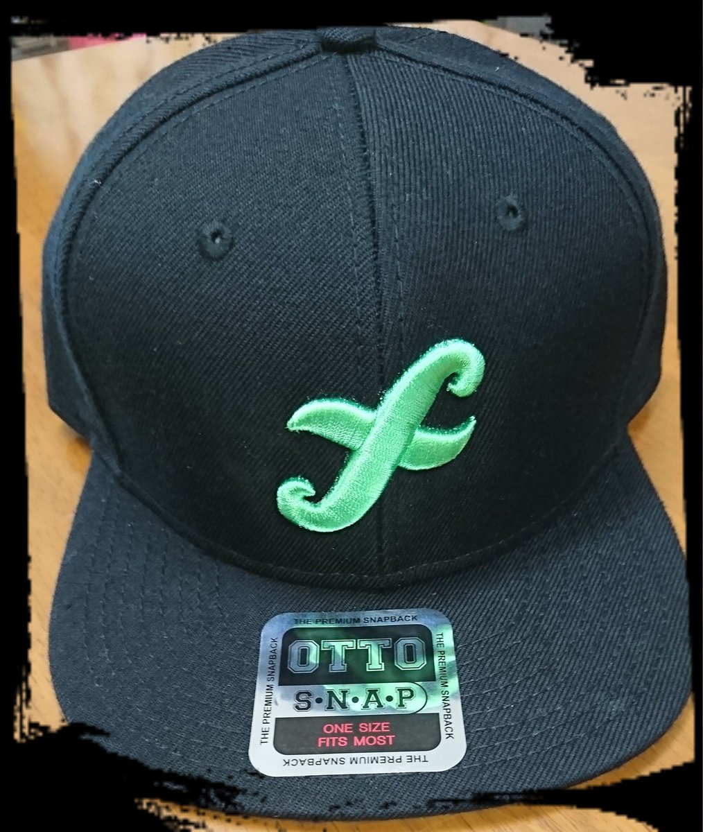 Coolgrease1's tweet photo. オフィシャルグッツ(仮)サンプ��頂きました!
会社ロゴ張り付けただけですが控えめに言ってカッコいい!
#阪本高生堂
#OTTO
#coolgrease https://t.co/gnI2eKkVX7