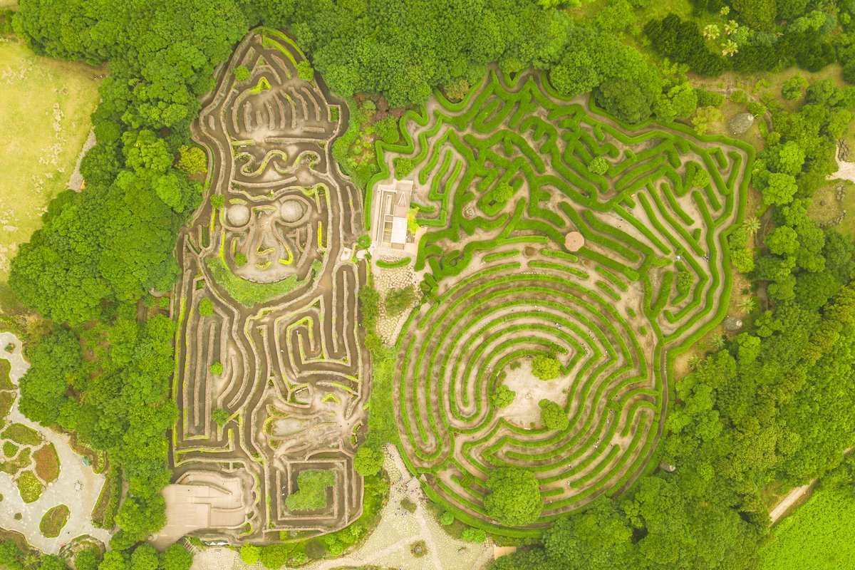 visitkorea_uk's tweet photo. welcome to #mazeland !😎
Have Fun in this A-maze-ing
#RunningMan (#런닝맨) location.🚩🌳🏃♂️
Every #maze has an exit.😆🔚
#harubang, #jeju, #lifeisamaze
Photo : Korea Tourism Organization(Heonchul Joe) https://t.co/07TD1iD7ov