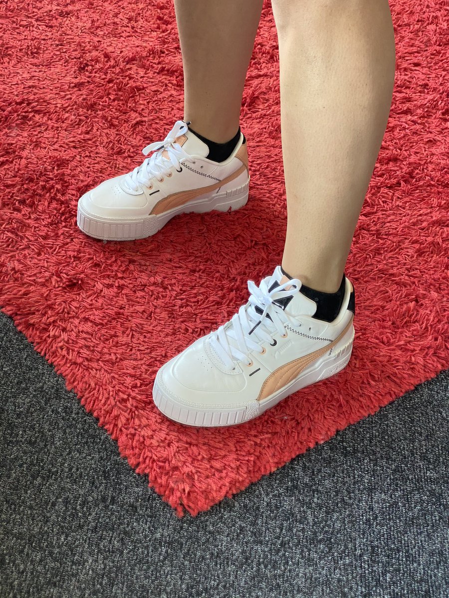 kimskinskipster's tweet photo. Van mijn man alvast een #verjaardags #cadeu gehad. Super blij mee. 🥰 https://t.co/uUmATKzzrB